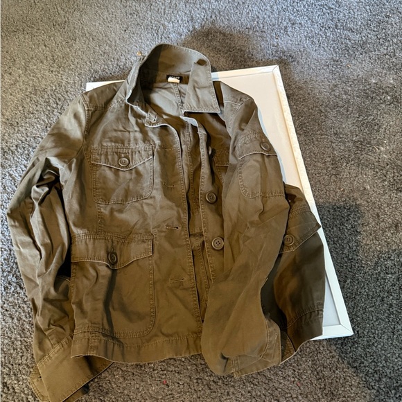 J. Crew Green Utility Jacket with Collared Neckline and Structured Shoulders - Picture 3 of 3